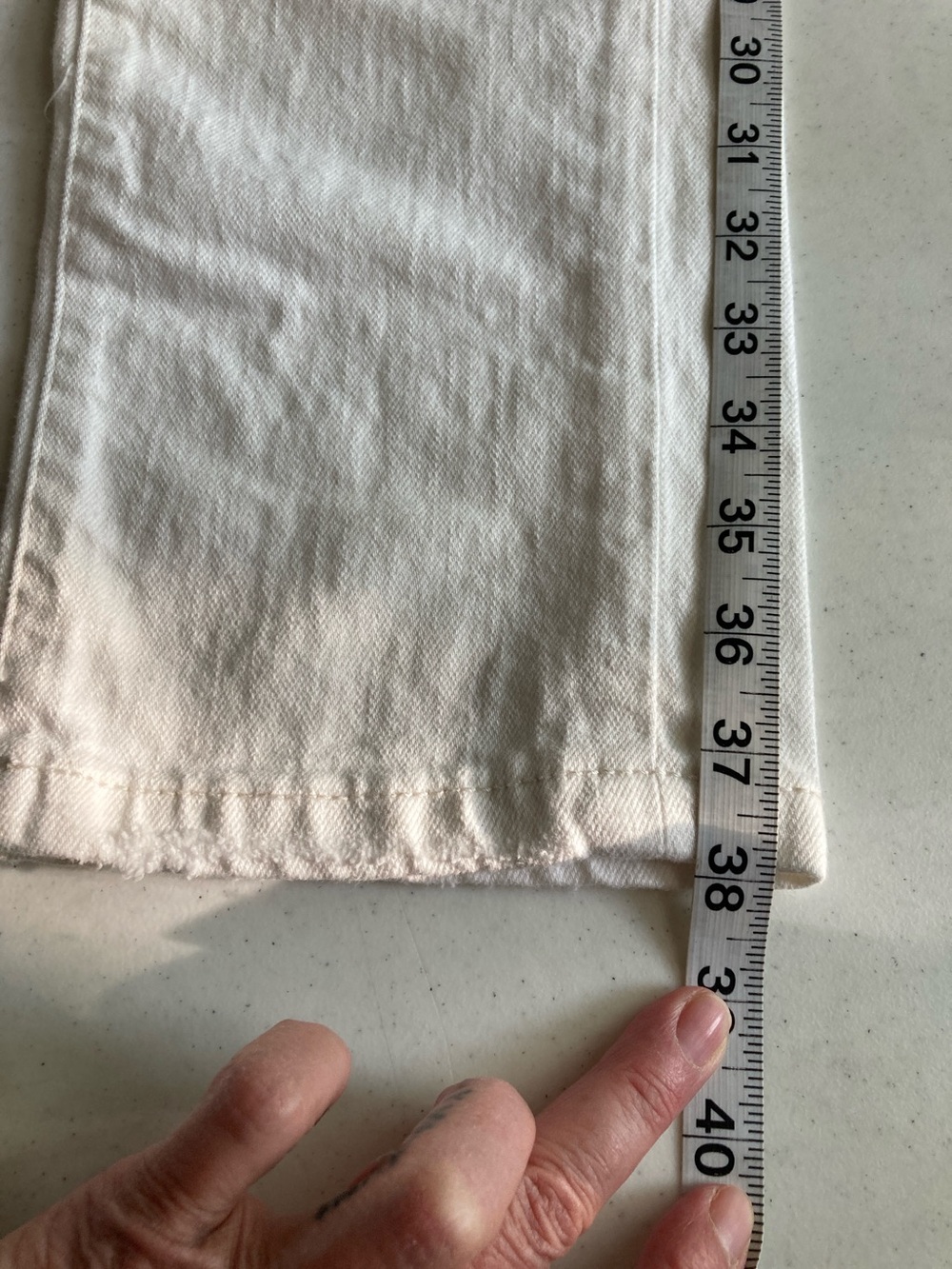 Pilcro Cream-Label Off  White Distressed Denim Jeans - Picture 10 of 15
